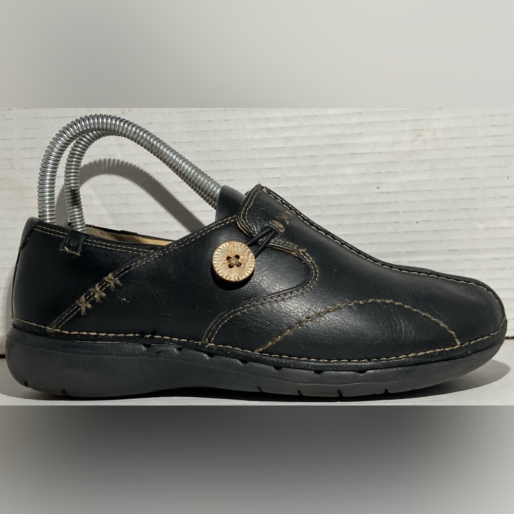 Clarks Unstructured Un Loop Slip On Loafers Black… - image 3